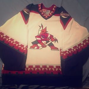 Arizona coyotes away jersey